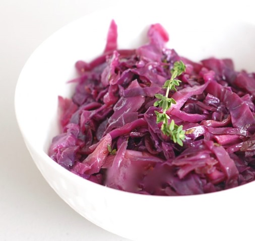 Braised-Red-Cabbage-003-1-768x729